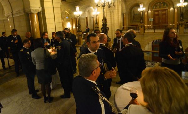 Lively discussions in a beautiful atmosphere